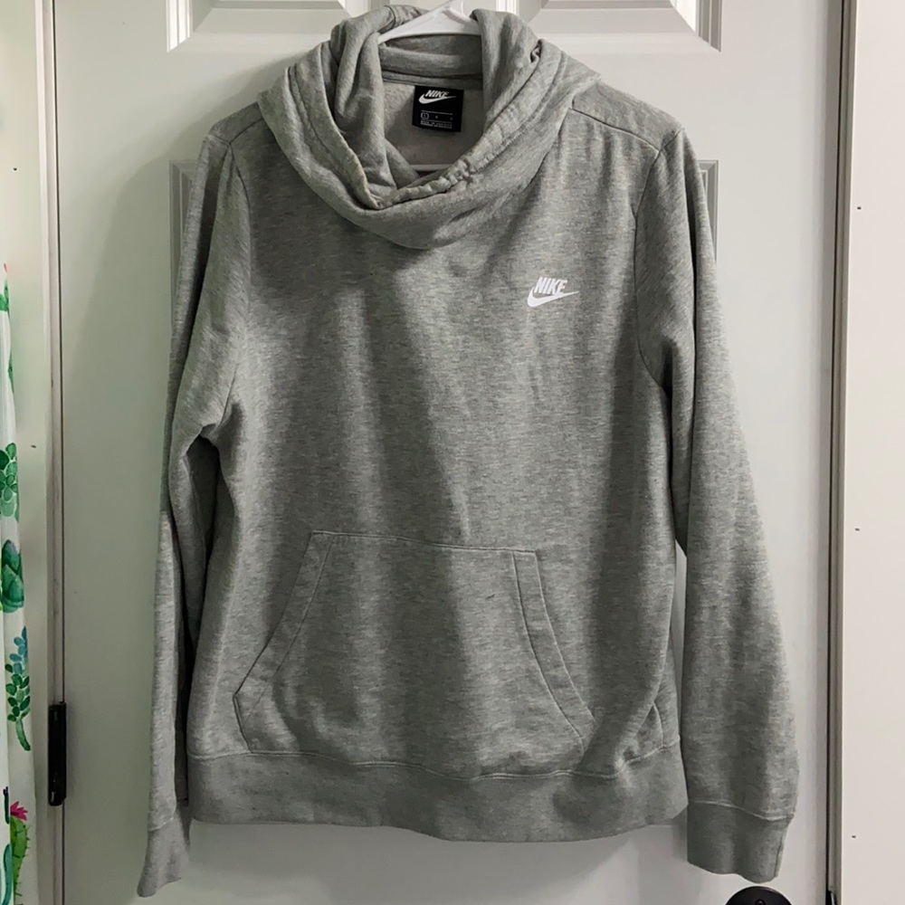 Women’s Nike Sweatshirt